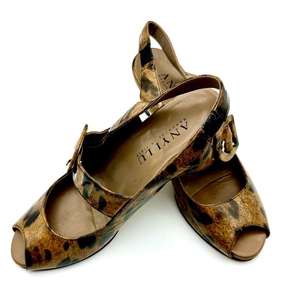 Anyi Lu Leather Animal Print Tulip Buckle Mary Jane Heel Sandals Made in Italy - Picture 9 of 9